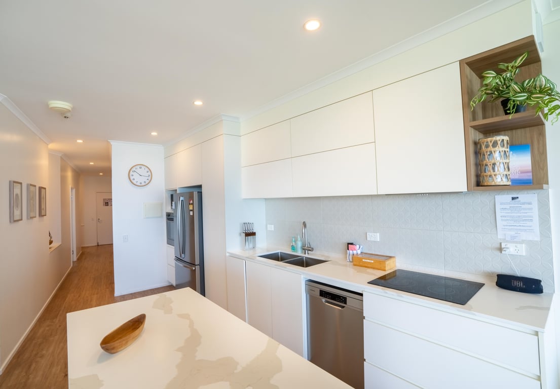 Deluxe Ocean View Apartment