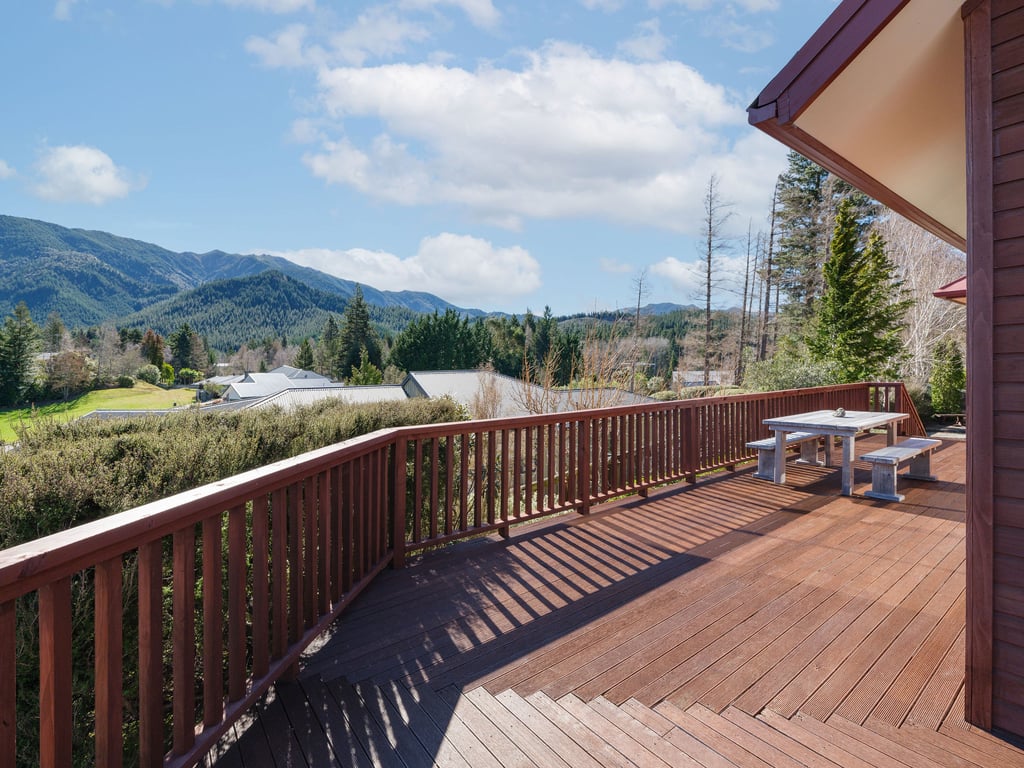 10 Forest View Close