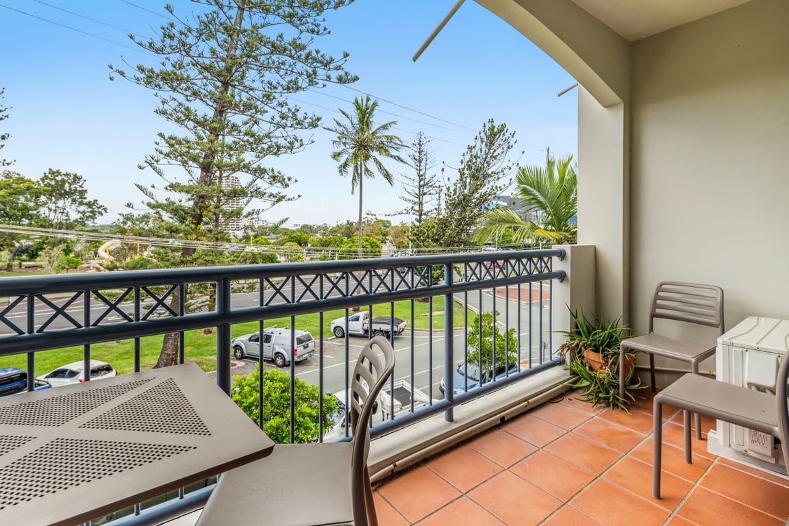 Superior 2 Bedroom Split Level Villa