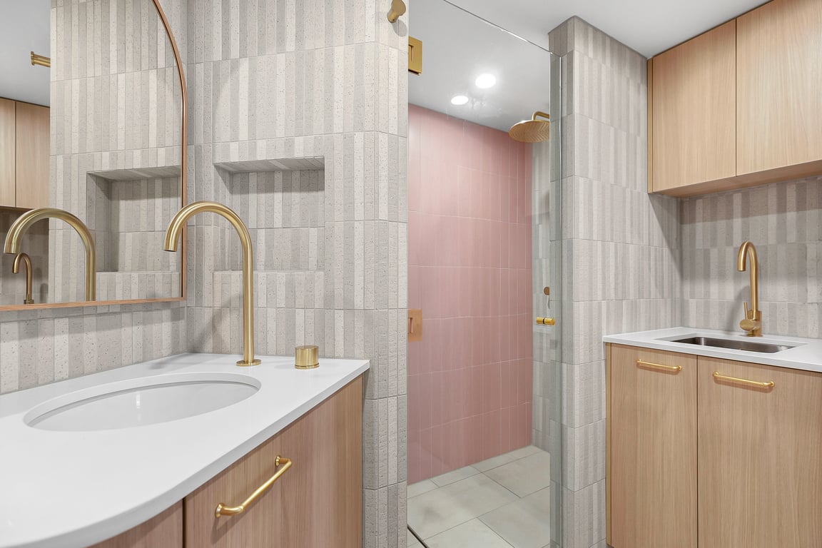 3 Bedroom Superior Beachfront Apartment