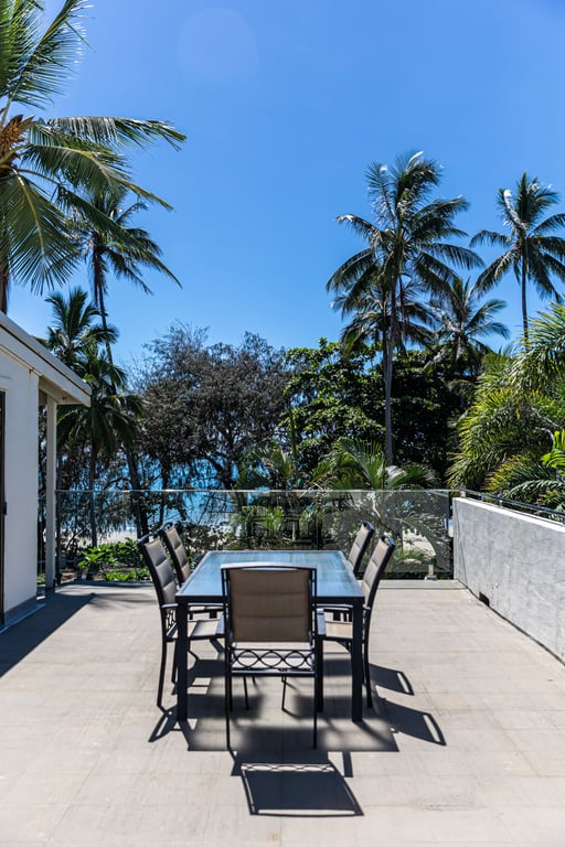 BFT 2 Bedroom Beachfront Rooftop Terrace Apartment (Beachfront Terraces)