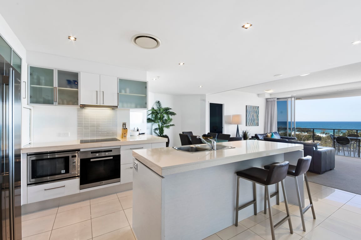 2 Bedroom Ocean View Apartment