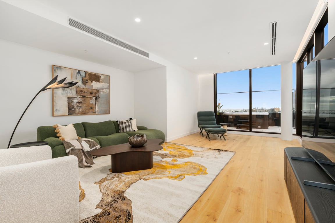 The Sun Gallery @ 333STK | Luxury Duplex Penthouse