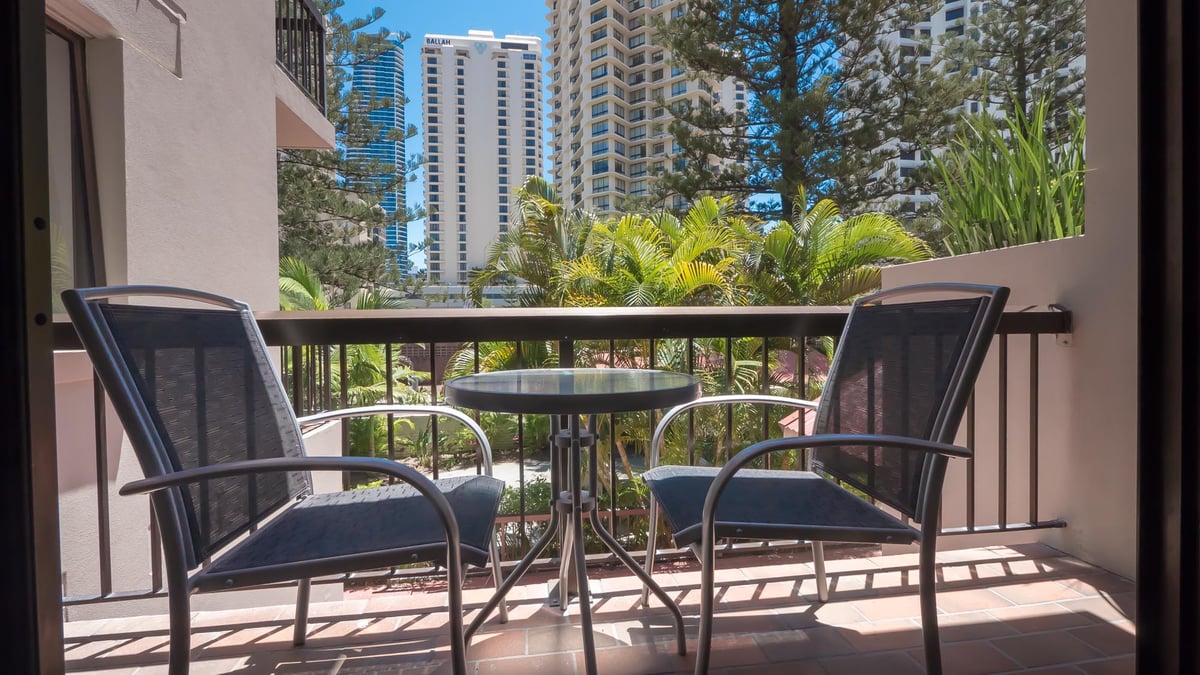 1 Bedroom Apartment