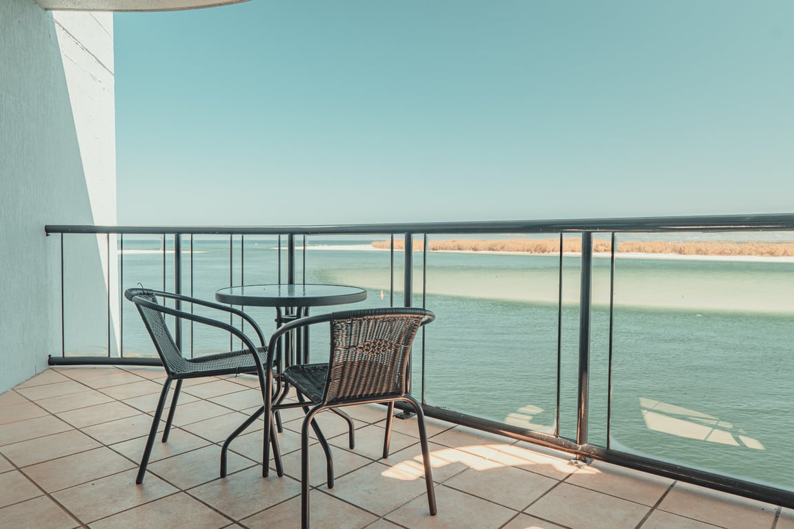 Standard 1 Bedroom Waterfront
