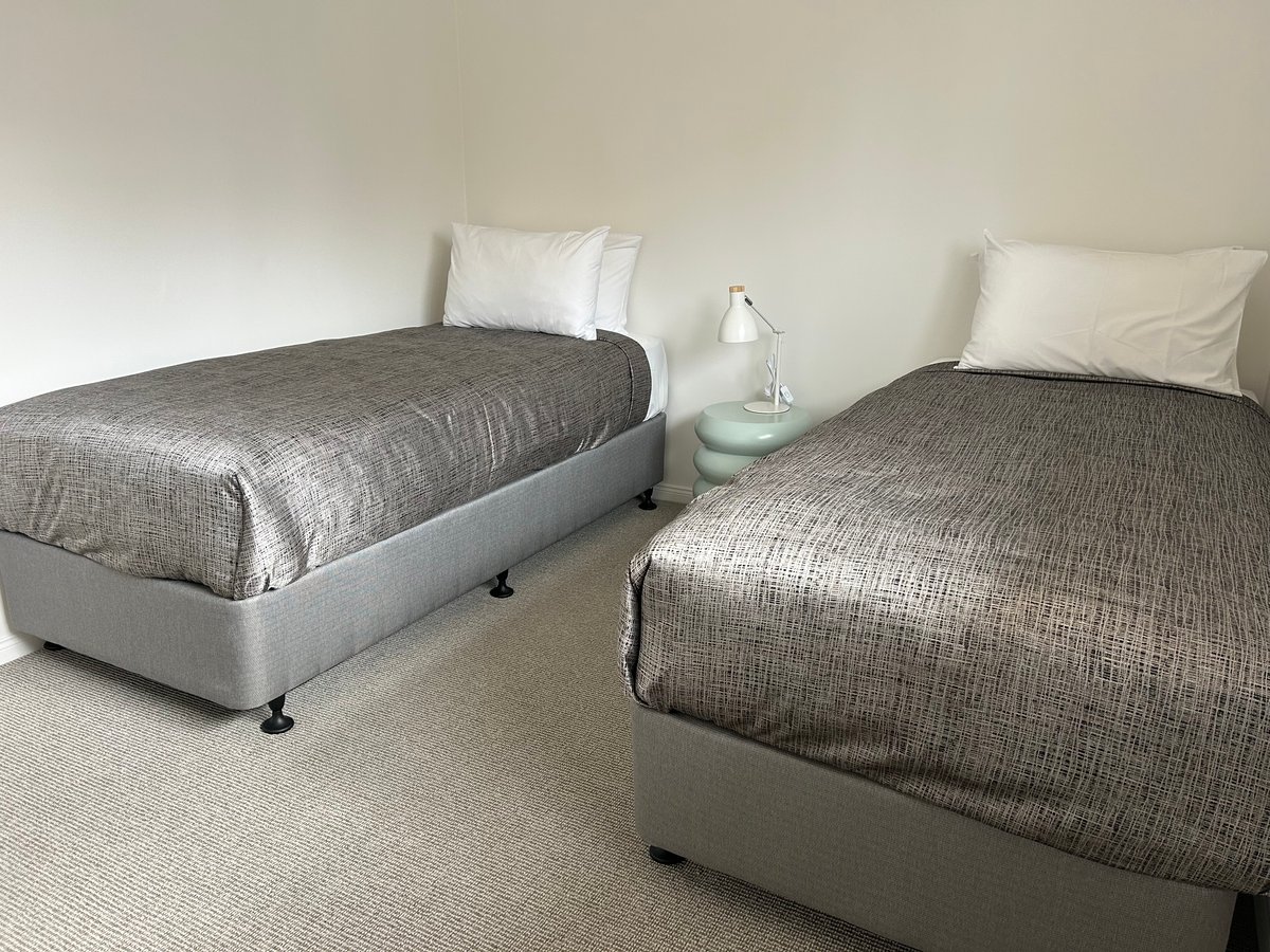 Superior 2 Bedroom Split Level Villa