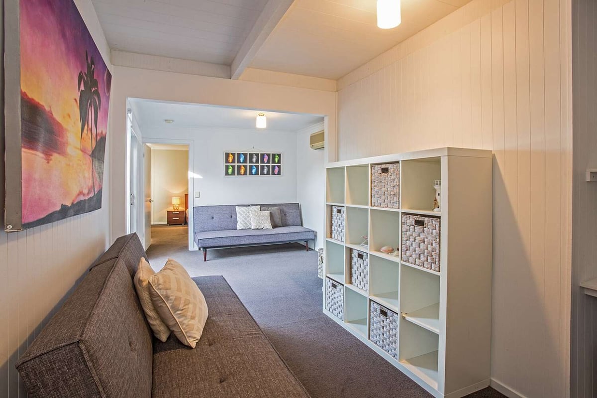 Iona Beachhouse Cowes