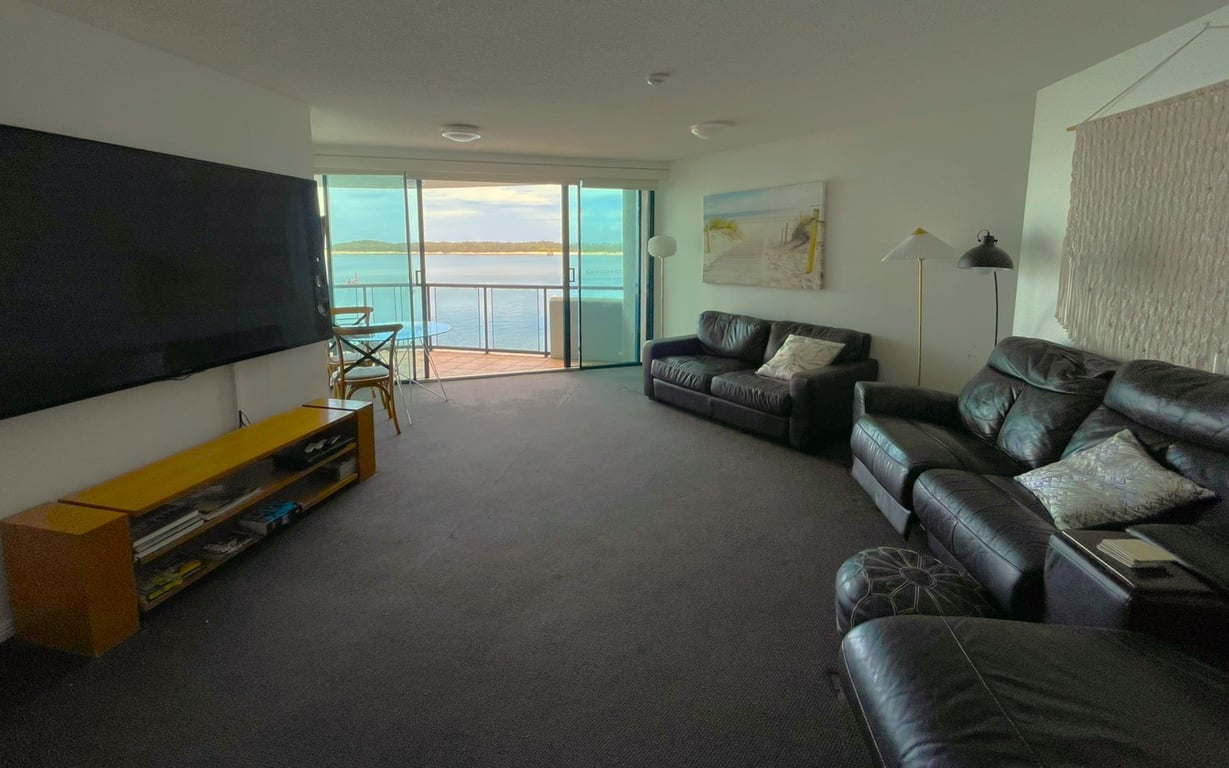 Oceanfront King Studio