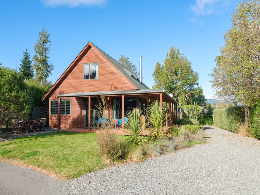 25 Caverhill Close 