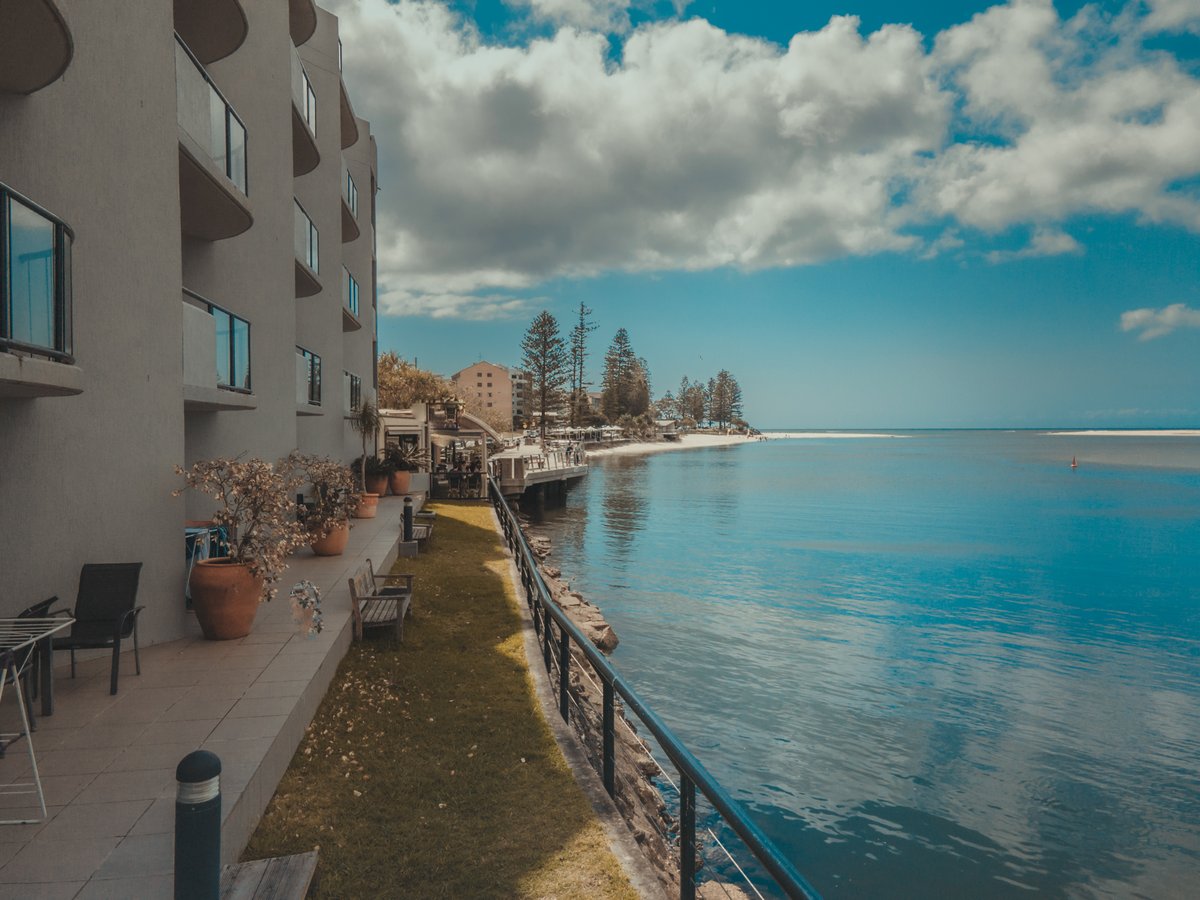 Executive 2 Bedroom Waterfront