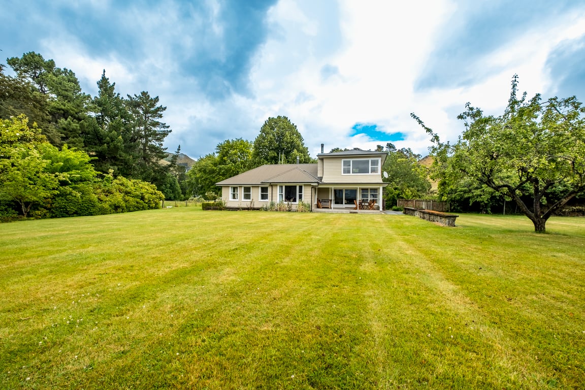 'The Lookout' Lochiel