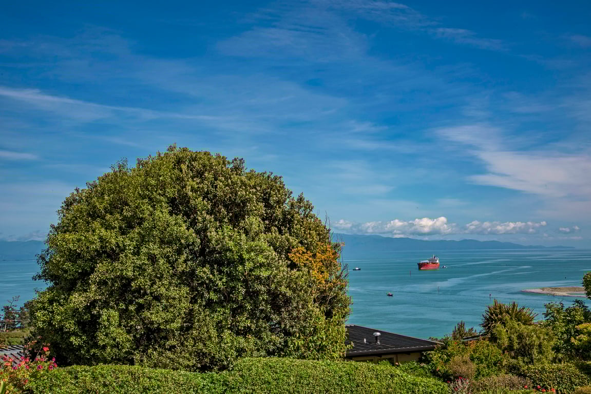 Tipi Haere Holiday Home