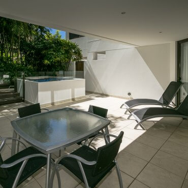 2 Bedroom Courtyard Spa