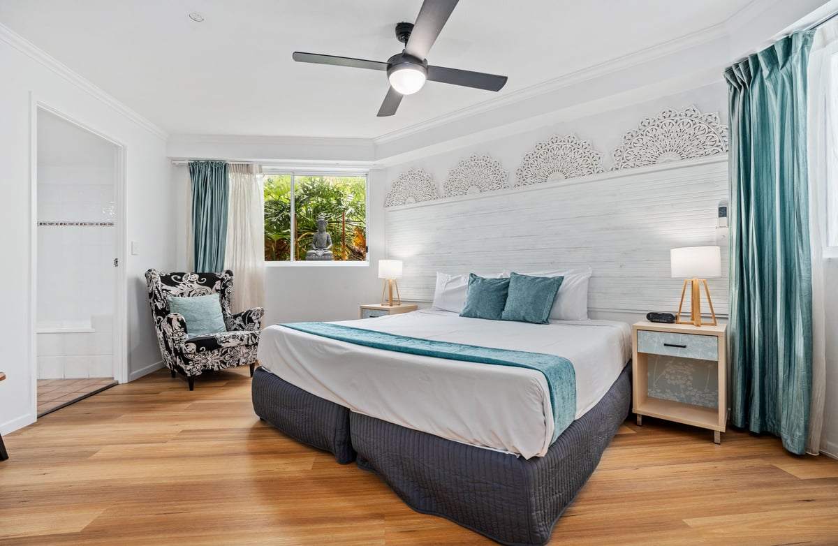 Deluxe One Bedroom Suite