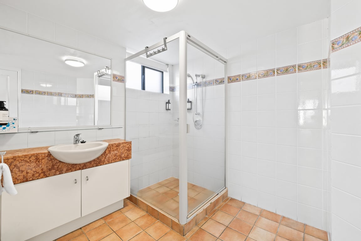 Standard 2 Bedroom Waterfront Rooftop