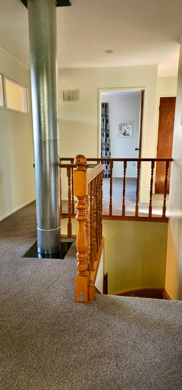 28 Acheron Heights (Pet Friendly) 