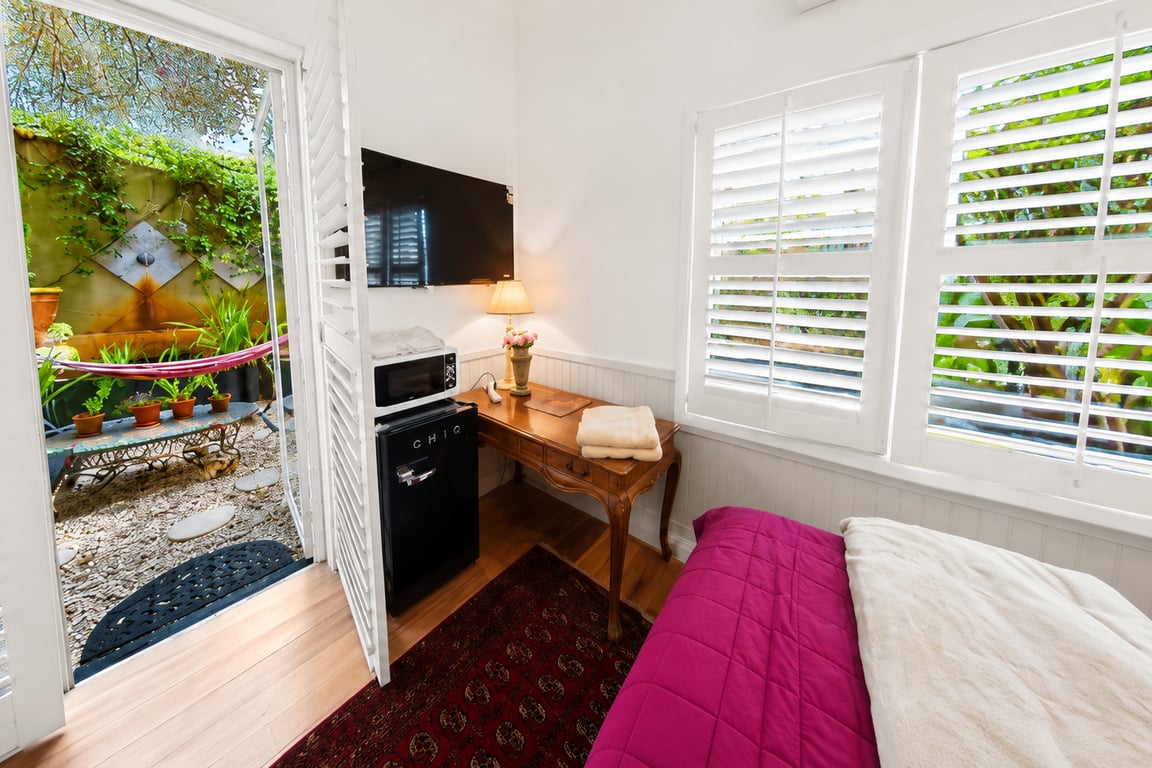 LITT2 - Mosman Oasis | Eclectic Garden Guest Room