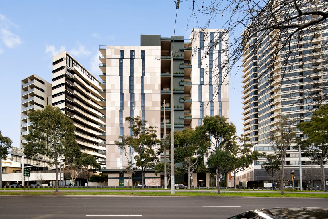 Bayview Canopy @ The Fareham | 2Bed 2Bath 1Car