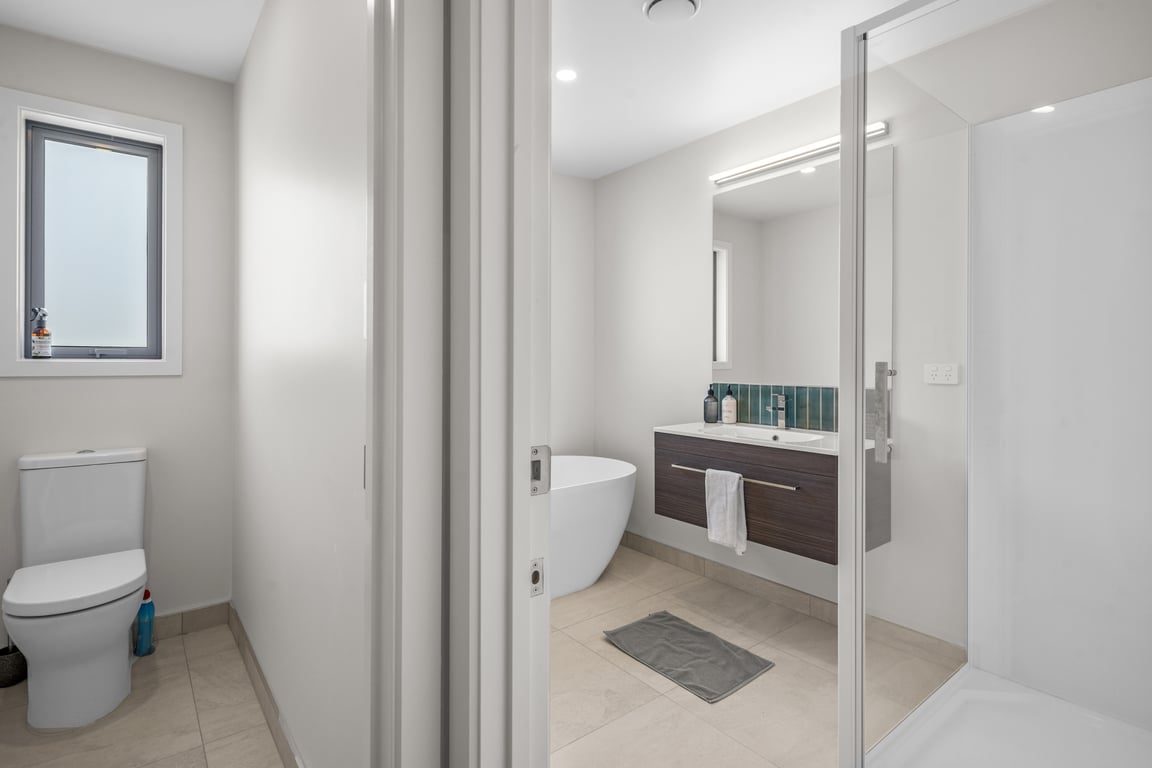 Relax at William Jones Place 