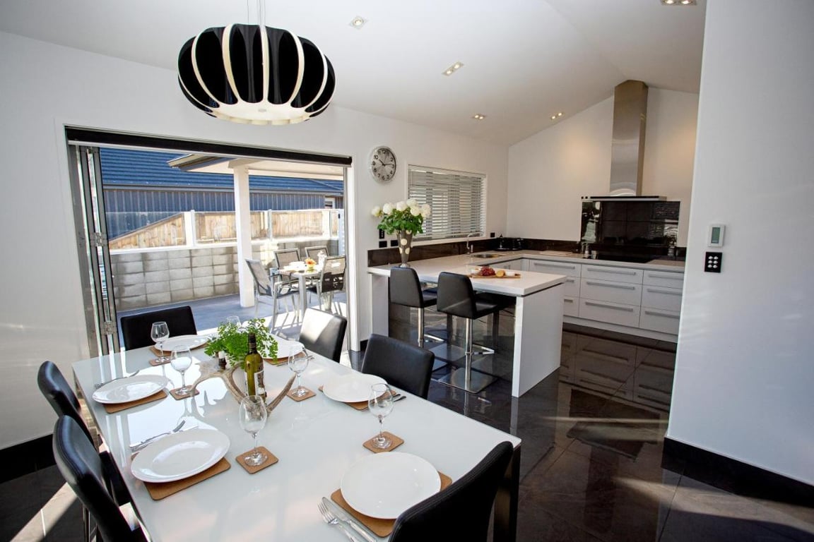 Luxury on Rutherford