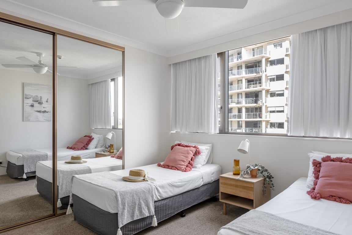 2 Bedroom Deluxe Apartment