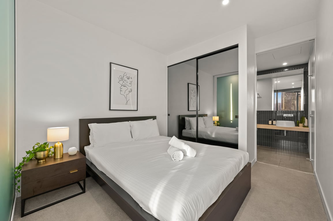 Restful CBD Park Views Retreat! 1 Bedroom | 1 Bathroom | Free Parking