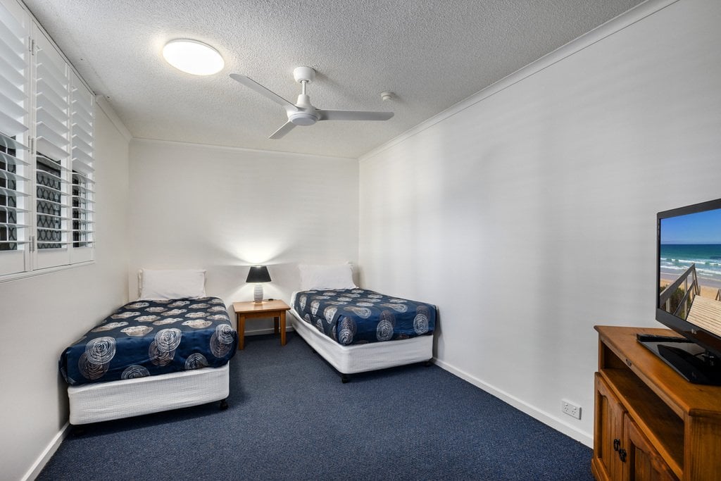 2 Bedroom Courtyard Apartment