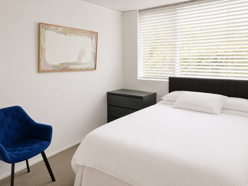 NB102 - Cremorne Comfort | Leafy 2-Bed With Harbour Glimpses