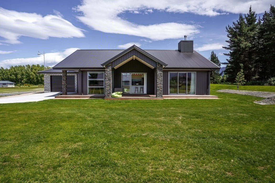 Relax at William Jones Place 