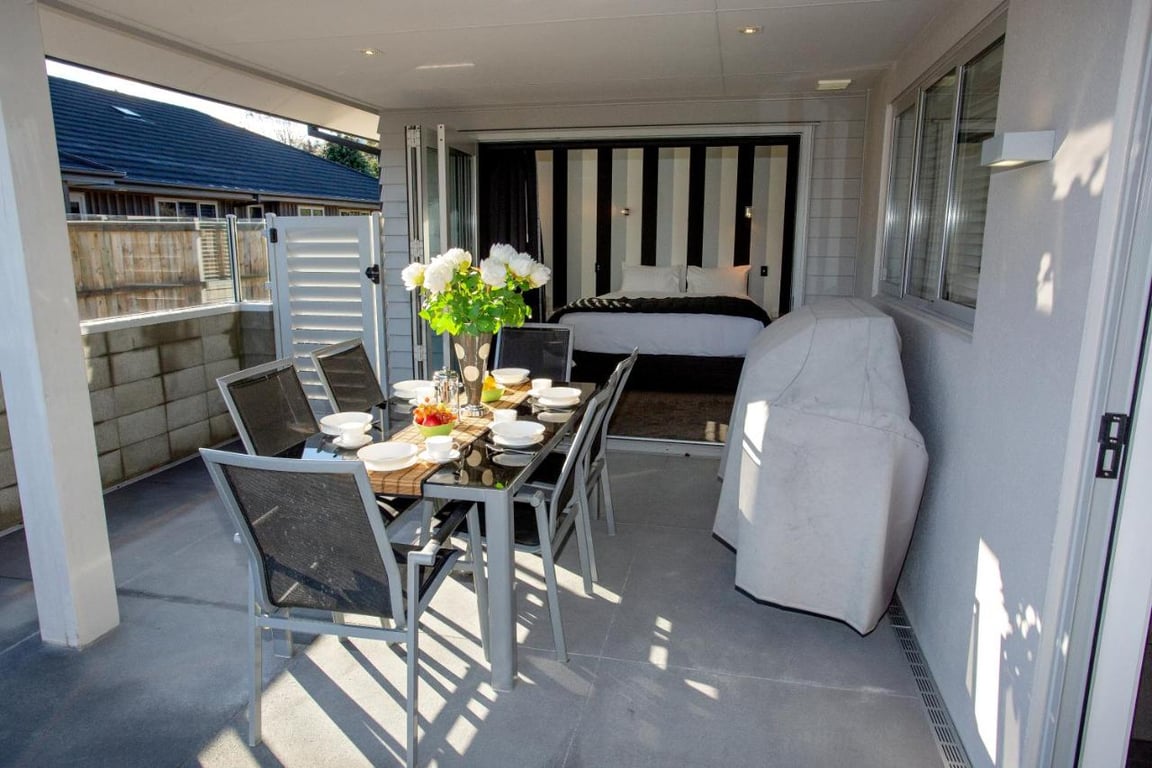 Luxury on Rutherford