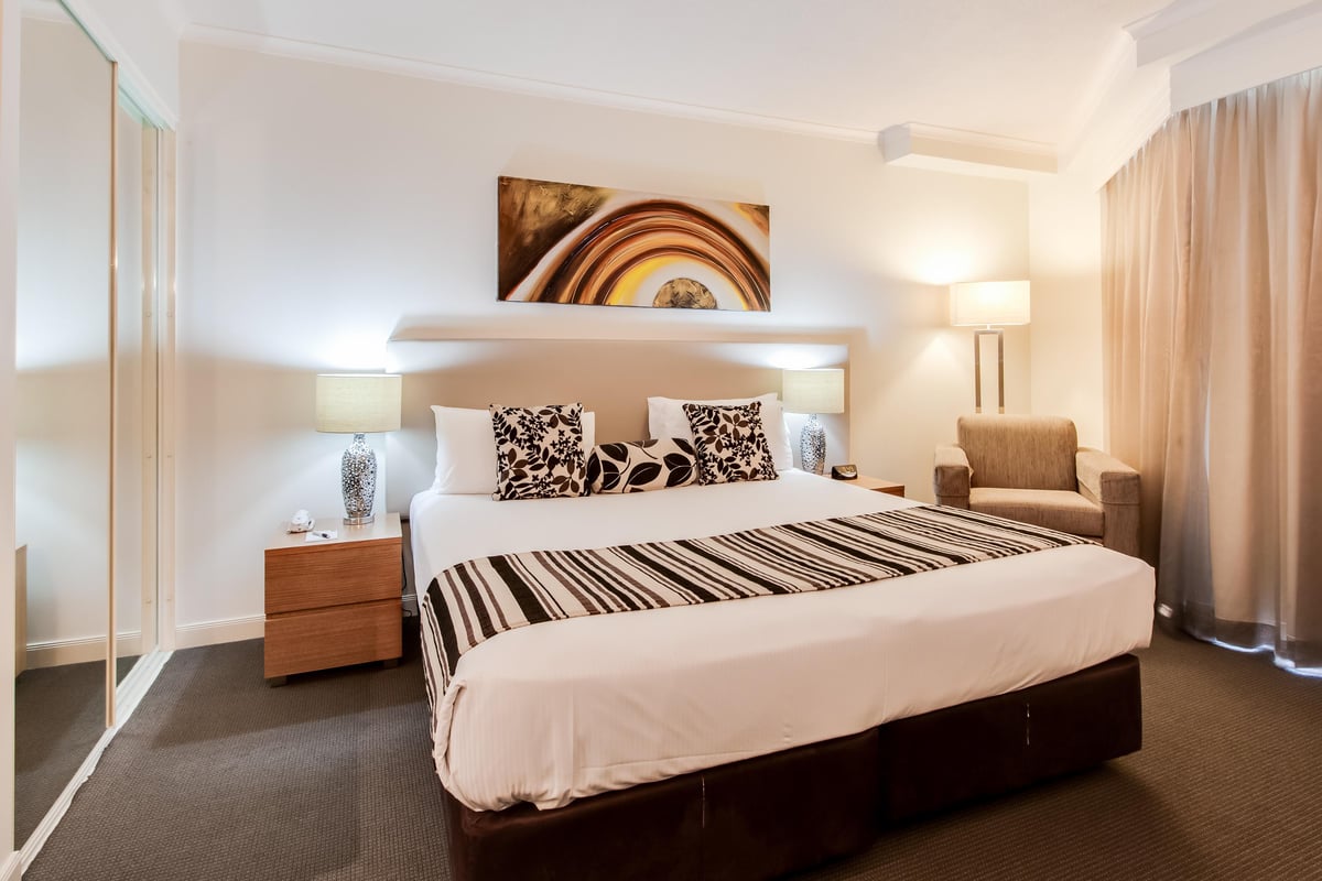 One Bedroom Apartment with Queen Bed