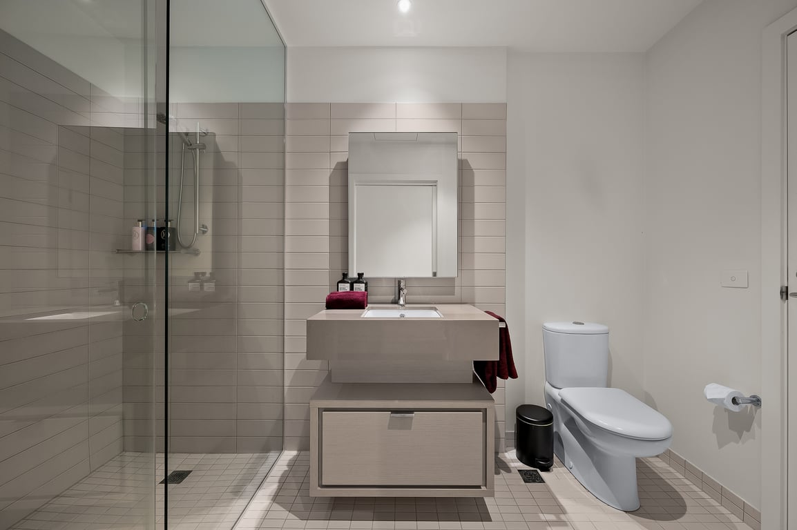 Opulent Harbourside Sanctuary | 3 Bedrooms | 2.5 Bathrooms | Free Parking