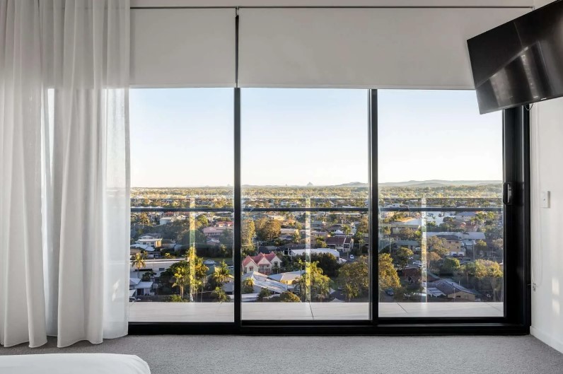 3 Bedroom Skyroom Apartment