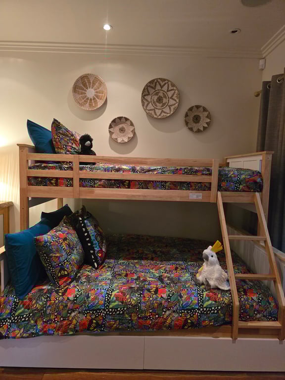 Gymea House 6 Bedrooms