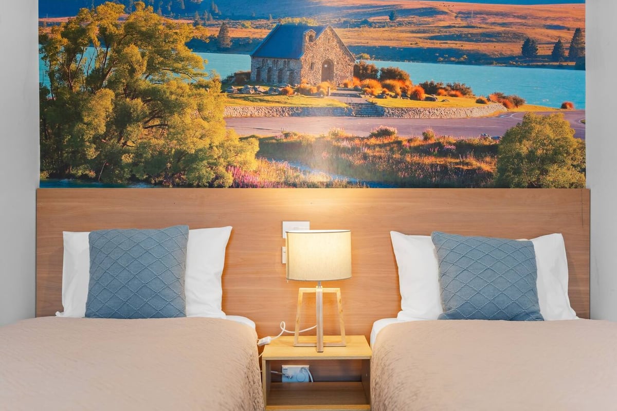 New warm family friendly /unit5/2bedroom