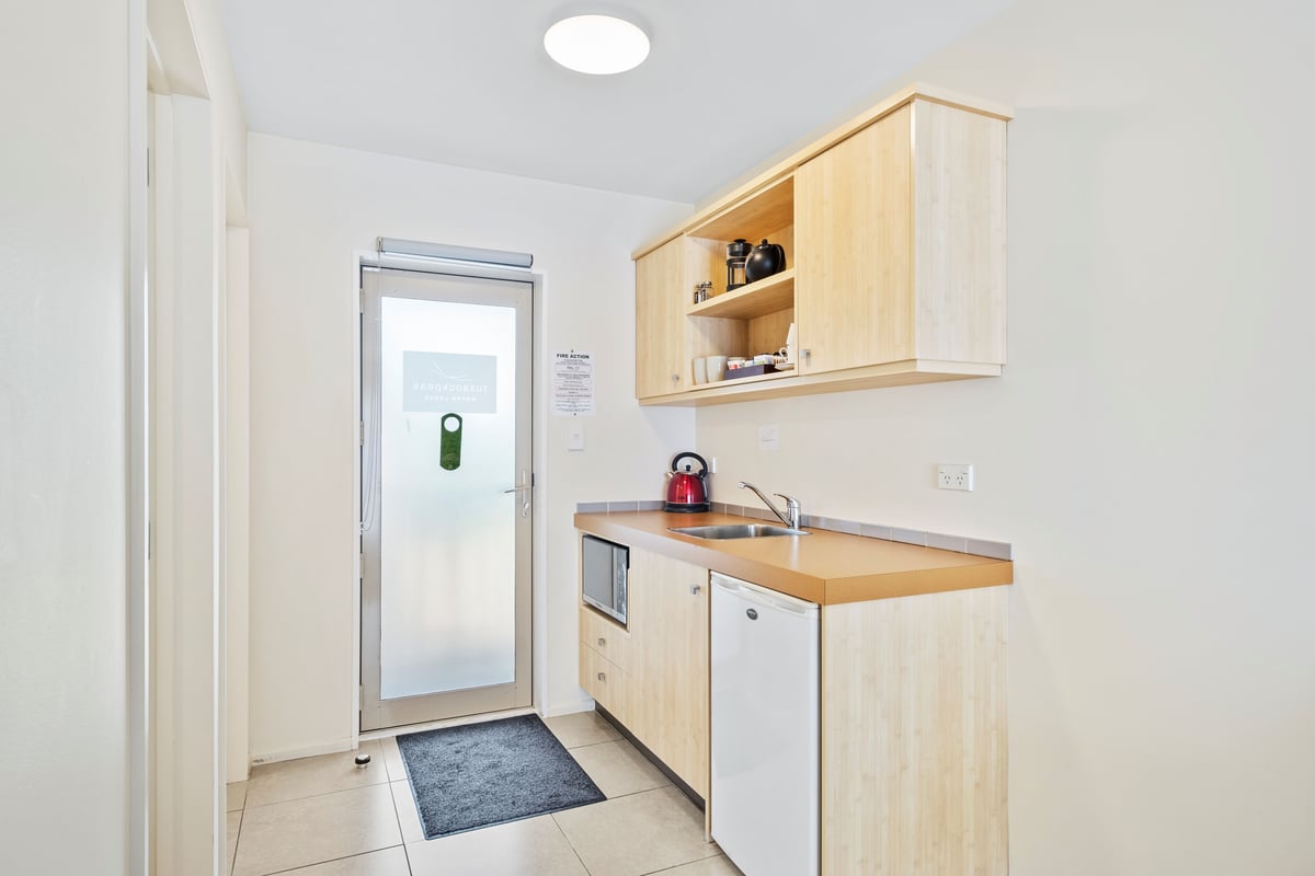 Upper Level 2 Bedroom King