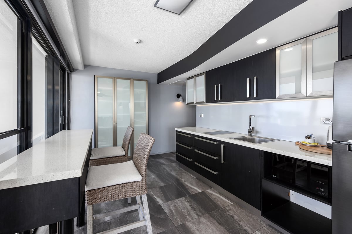 2 Bedroom Apartment Beachfront