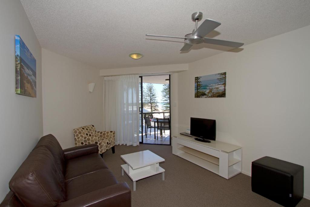 2 Bedroom Apartment with Ocean View