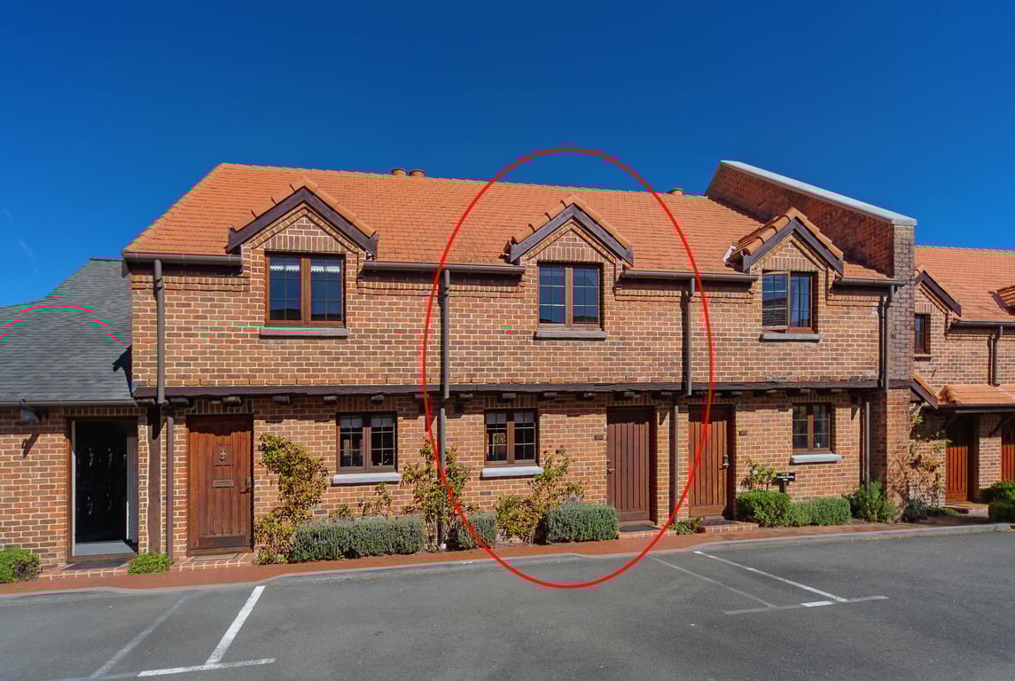 Monaco Village Apartment