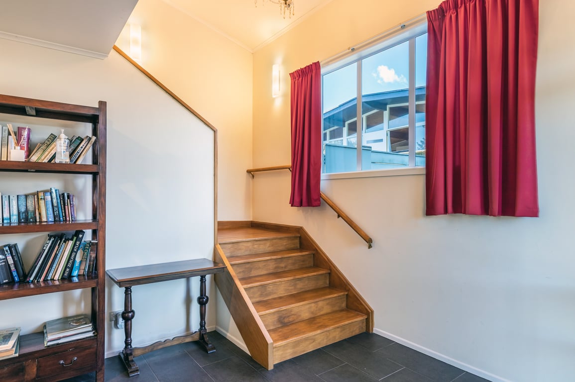 Large Family Home Close To The Lake & Has Wifi