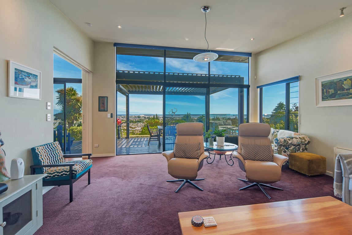 Pohutukawa House - Views, Pools, Serenity!