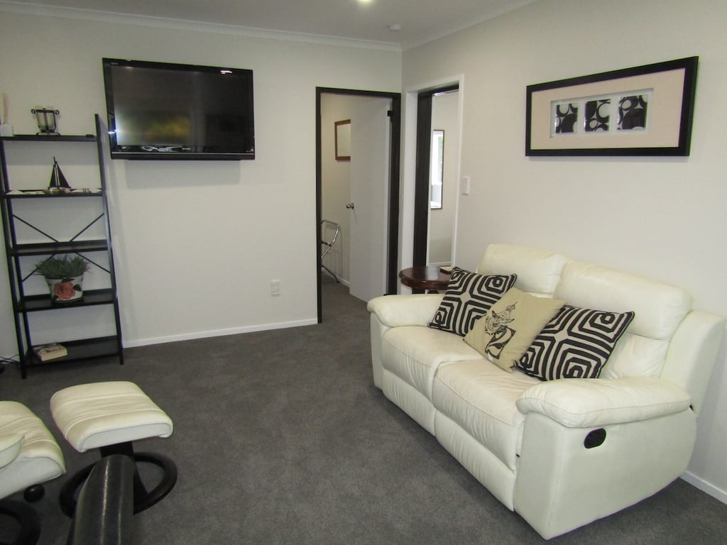 Otupai Getaway - Stylish & Newly Renovated Flat