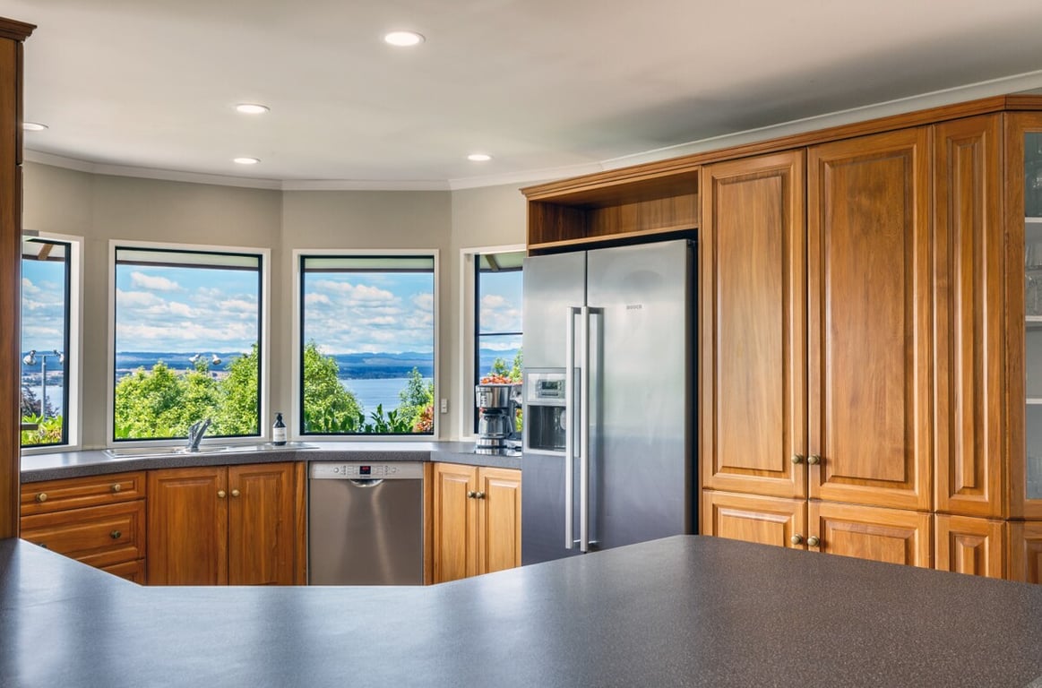 Acacia Bay Views - Serene Panoramic Views Retreat