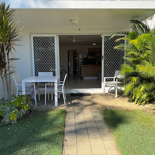 Noosa Keys 2  Bedroom Single Level Apartment