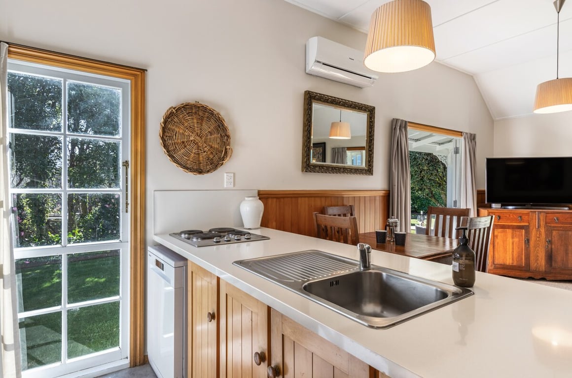 Stylish Taupo Villa Retreat