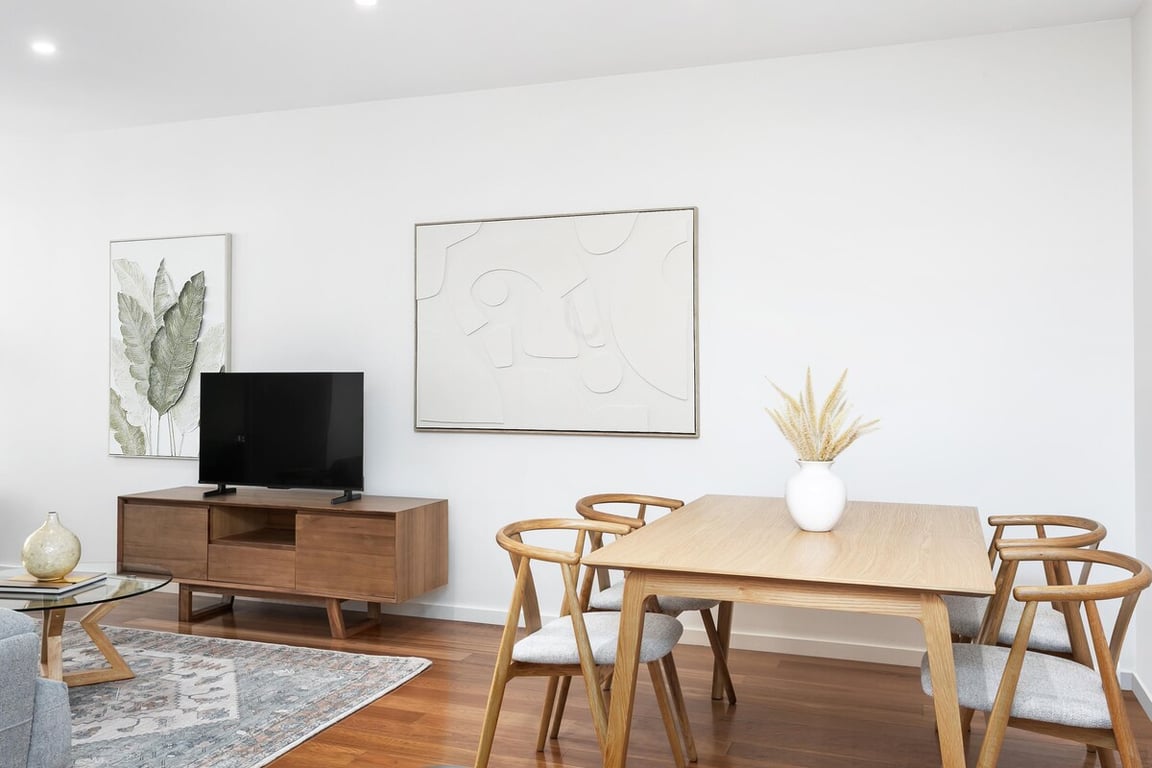 MOS27 - Mosman Moments | Contemporary Laidback Living