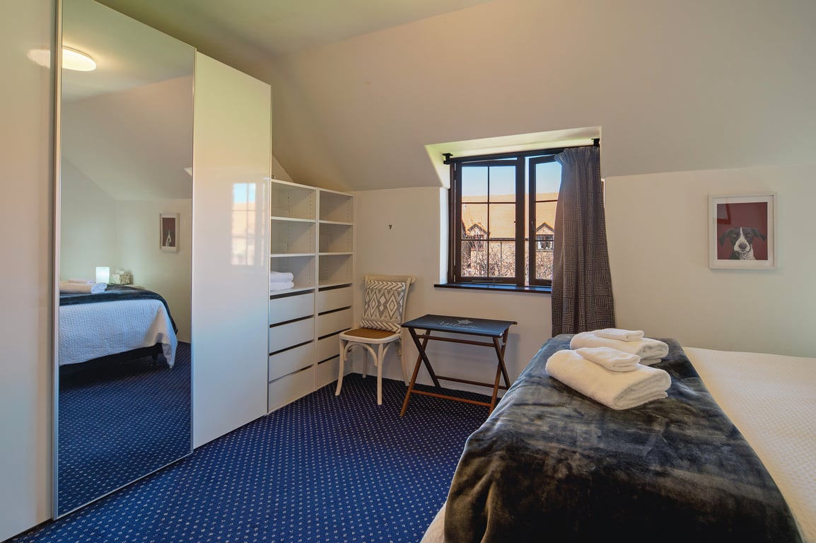 Monaco Shores Apartment