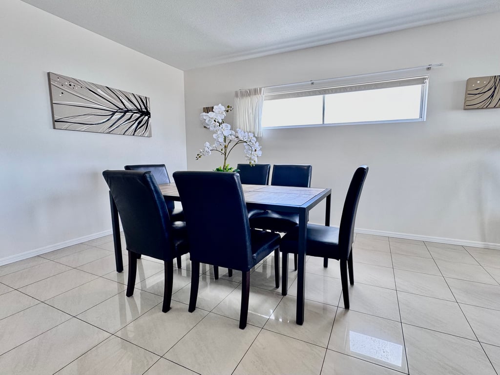 3 Bedroom Apartment 