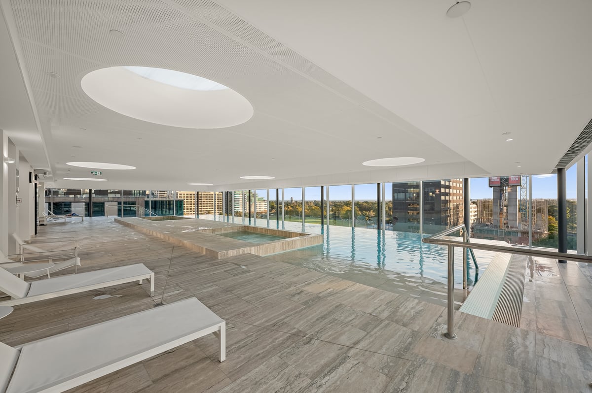 Iconic Fawkner Residence! 2 Bedrooms | 1 Bathroom | Free Parking