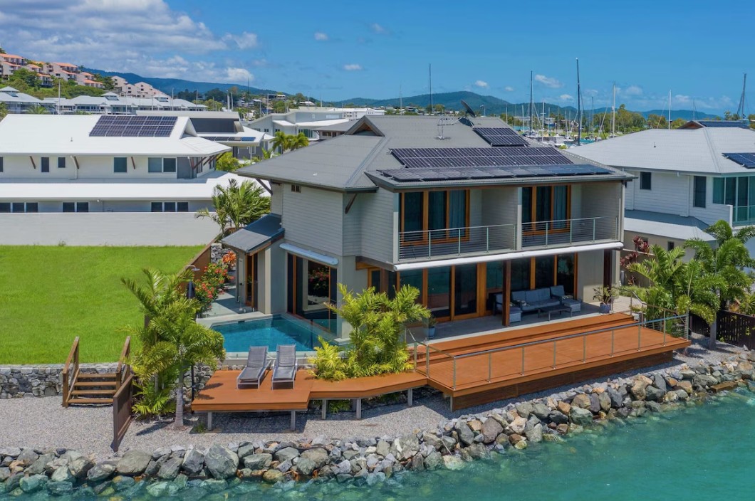 Paradise Private Collection - Luxury Holiday Homes in the Whitsundays